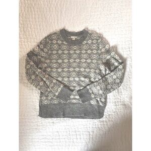 GAP Sweater Lambs Wool Blend Gray and White Aztec Design Crew Neck Size XS